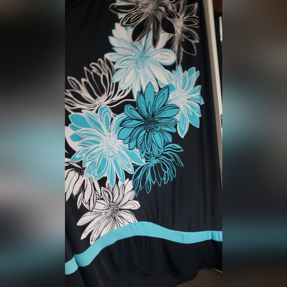 Avenue Black Keyhole Dress with Turquoise and White Flowers 26/28 - Picture 3 of 5